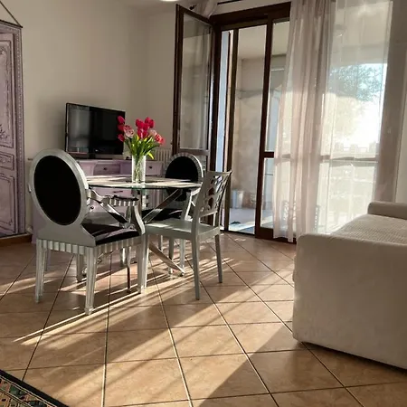 Apartment Dimora Di Charme Con Piscina E Giardino,vicina